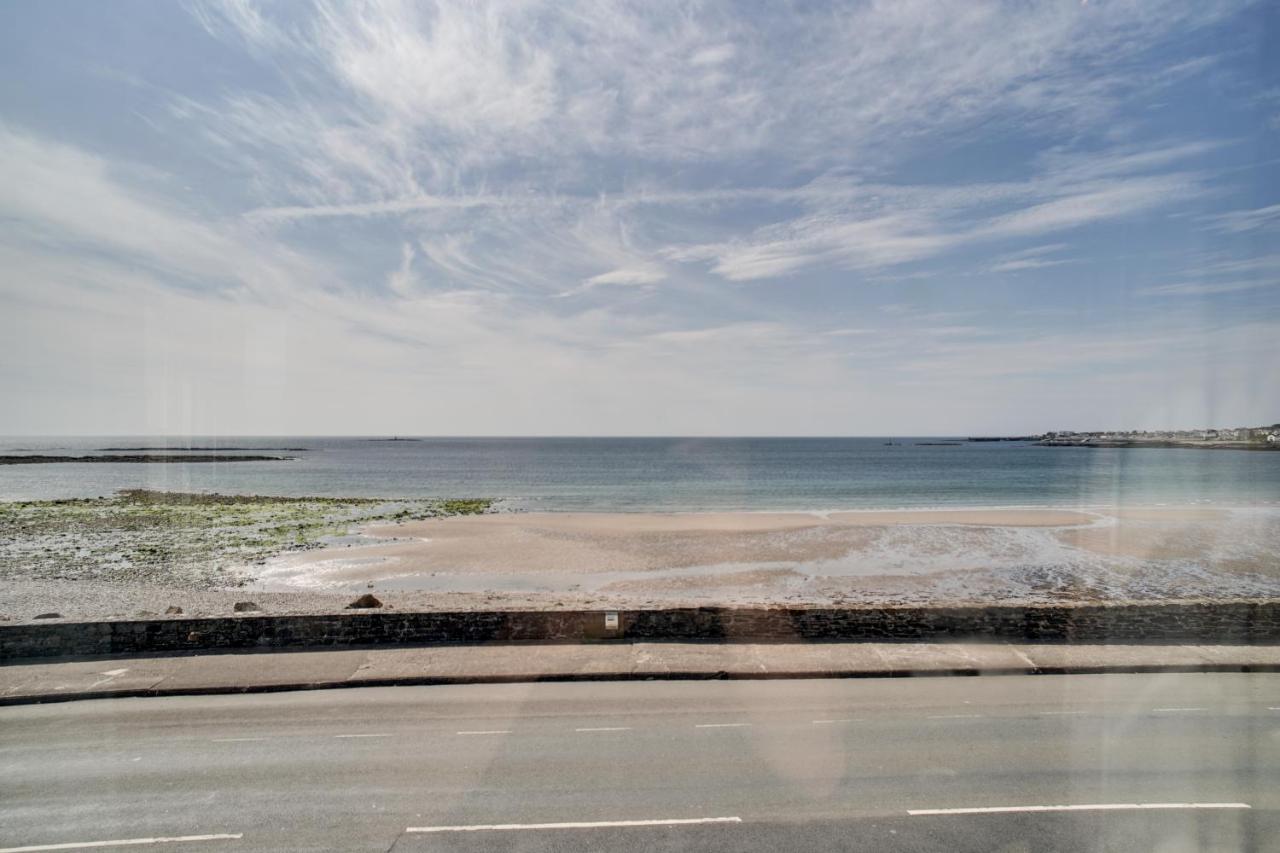 Shore Hotel Port Saint Mary Екстериор снимка