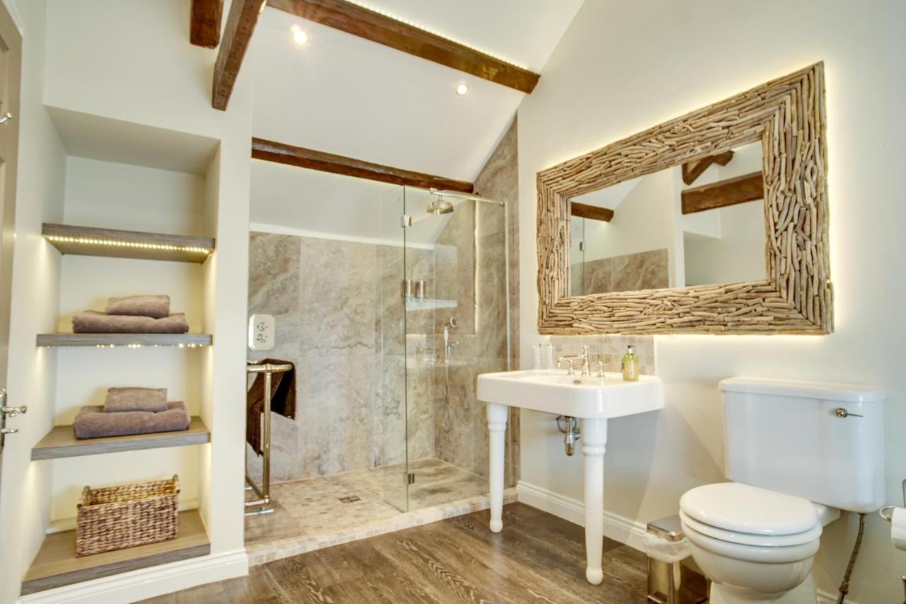 Shore Hotel Port Saint Mary Екстериор снимка